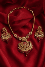 Nyveera Maharani Ruby & Kundan Bridal Necklace Set – Royal Gold Tone Traditional Wedding & Festive Jewellery with Earrings - Image 2