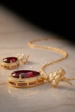 Nyveera Imperial Ruby Teardrop Necklace Set - Image 3