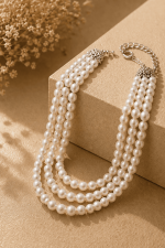 Élan Graceful Pearl Harmony Necklace - Image 4