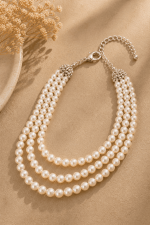 Élan Graceful Pearl Harmony Necklace - Image 3